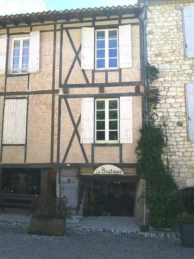 Maison De Charme Spacieuse, Terrasse Et Vue Sur La Place モンフランカン エクステリア 写真